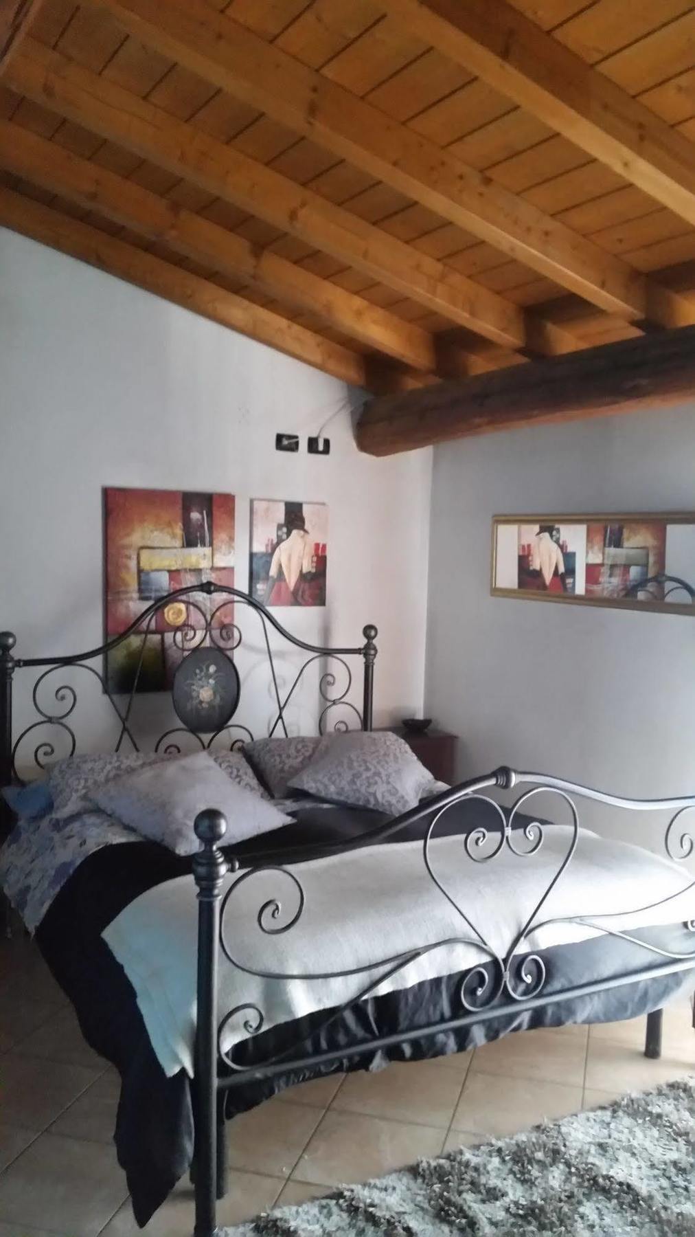 La Cascina Di Alice Bed & Breakfast Castiglione Delle Stiviere Exterior photo