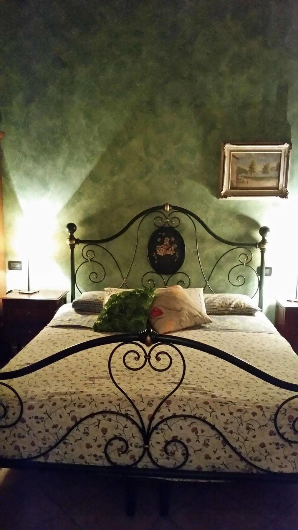 La Cascina Di Alice Bed & Breakfast Castiglione Delle Stiviere Exterior photo
